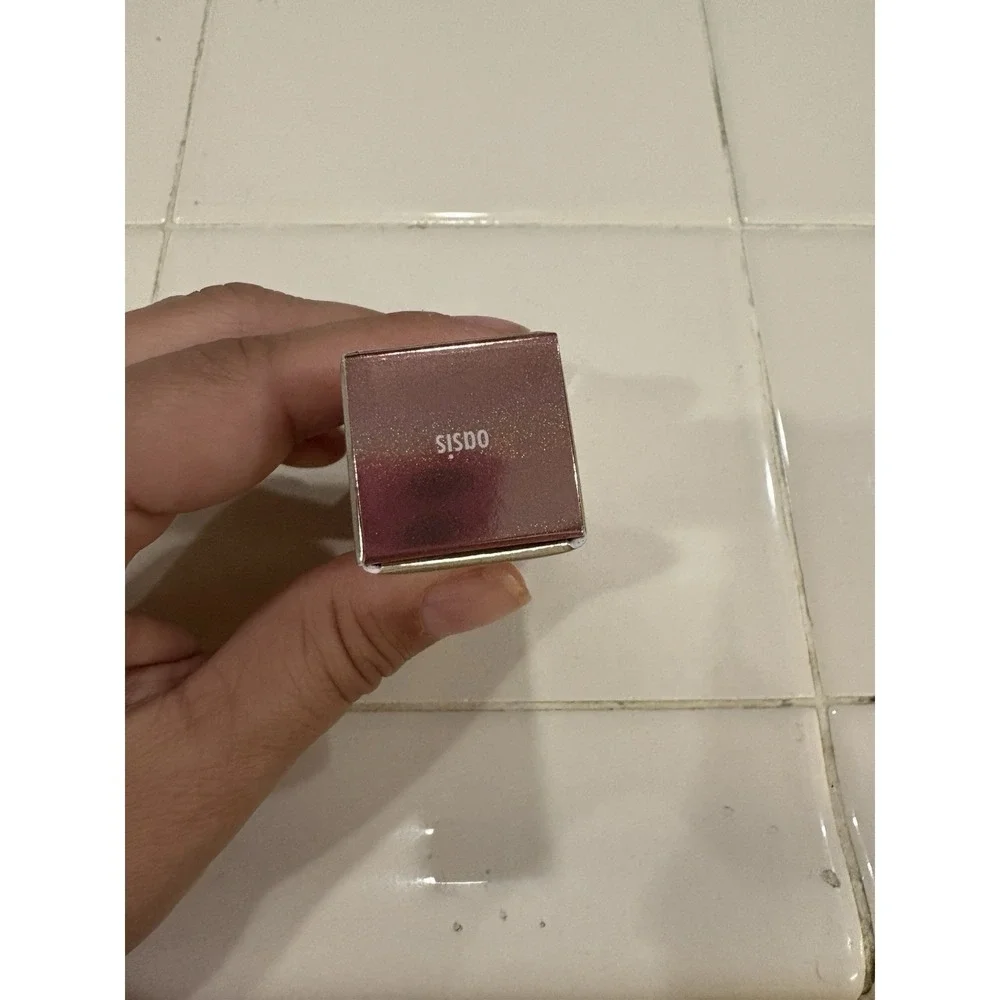 New In Box Stila Shimmer & Glow Liquid Eye Shadow - Oasis - Retails $25